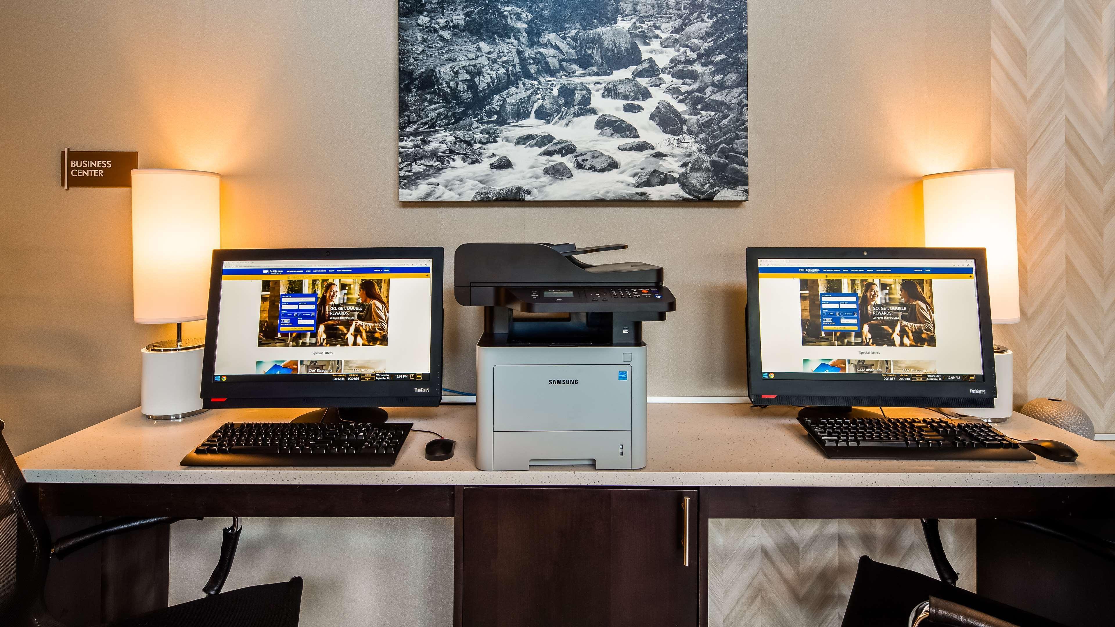 Best Western Plus Wenatchee Downtown Hotel Ngoại thất bức ảnh